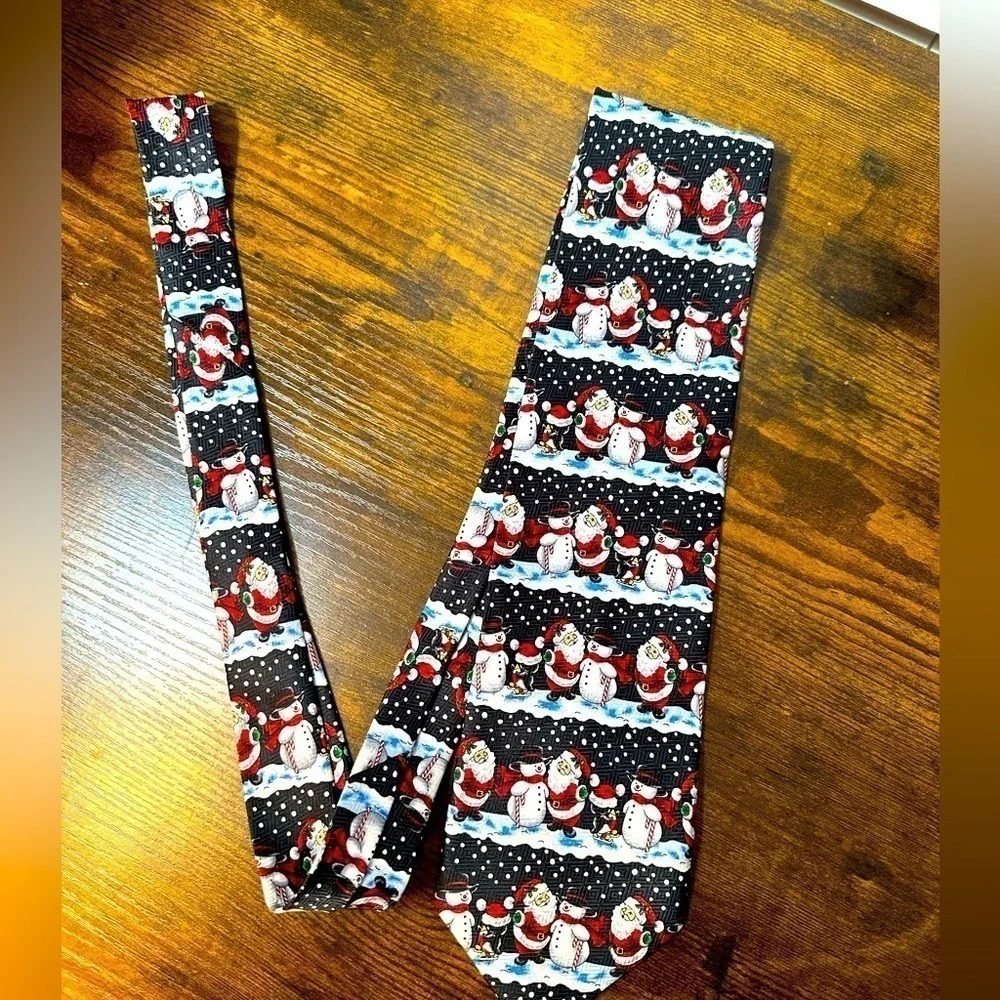 Christmas Santa and the Snowmen Holiday Tie